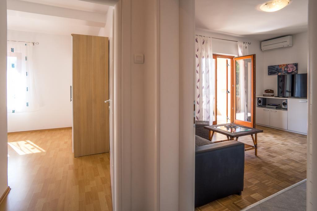 Apartments Iva Krk Town Zewnętrze zdjęcie