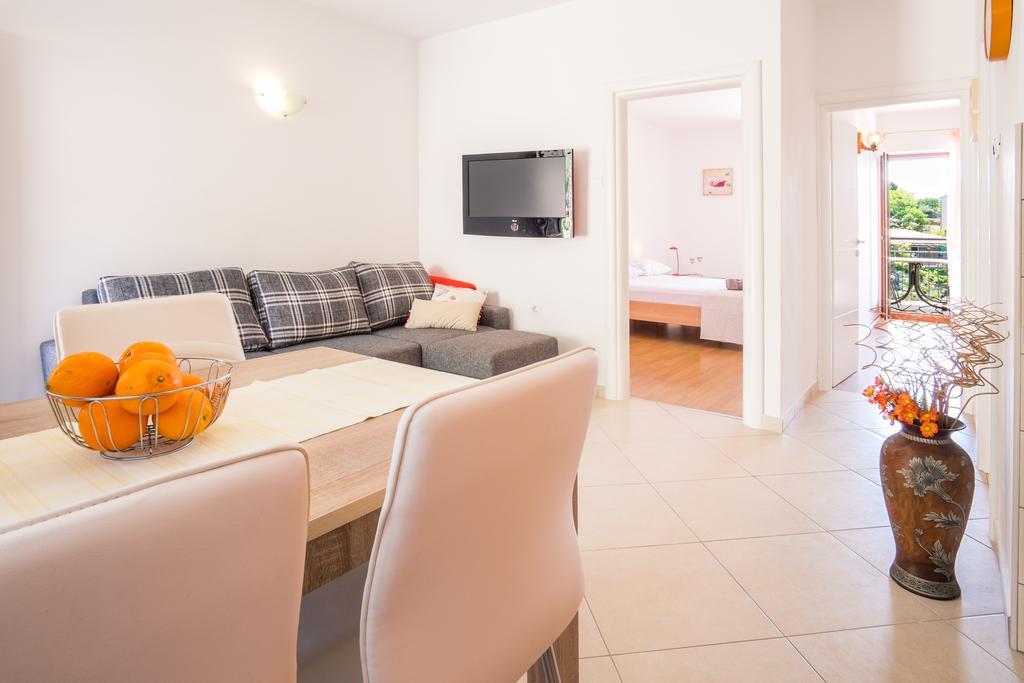 Apartments Iva Krk Town Zewnętrze zdjęcie